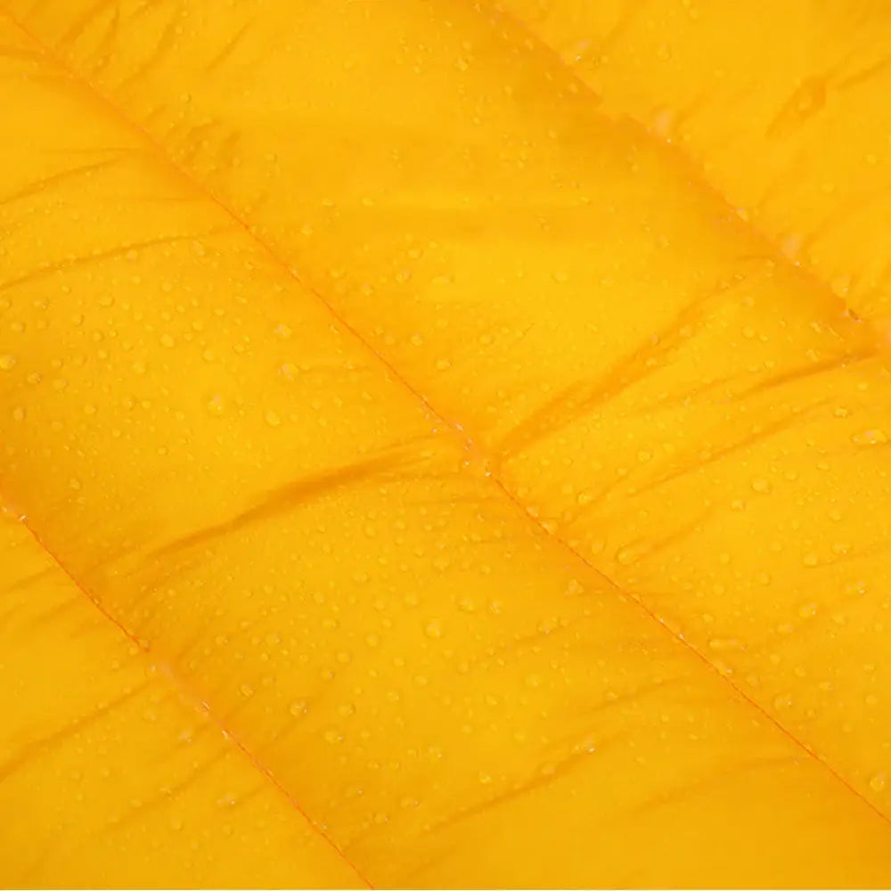 Sliced mango flesh with visible fibrous texture.